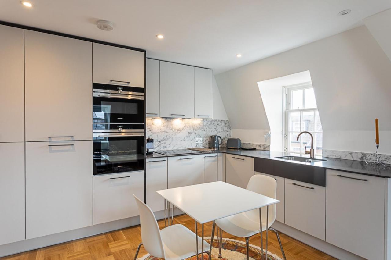 Modern And Stylish Apartment In West Kensington Londres Exterior foto