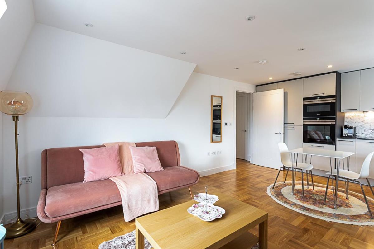 Modern And Stylish Apartment In West Kensington Londres Exterior foto