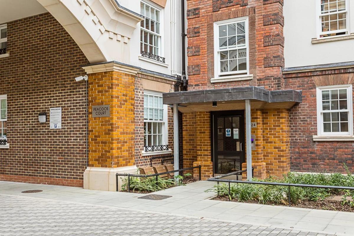 Modern And Stylish Apartment In West Kensington Londres Exterior foto